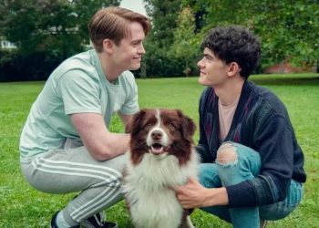 Morre Echo, cão que interpretou Nellie em Heartstopper